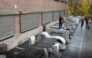 Linjen – skulpturpark i betong og tre